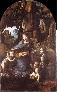 LEONARDO da Vinci Madonna in the rock grottos oil